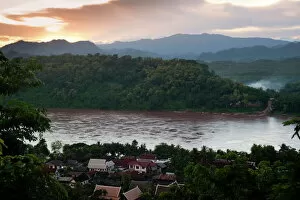Images Dated 18th August 2009: Luang Prabang and the Mekong River seen from Chom Si temple, Laos, Indochina