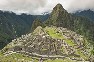 Machu Picchu, UNESCO World Heritage Site, near Aguas Calientes, Peru, South America Machu Picchu, UNESCO World Heritage Site, near Aguas Calientes, Peru, South America