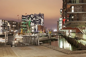 Magellan Terrassen terraces, Sandtorhafen port, Elbphilharmonie, HafenCity, Hamburg Magellan Terrassen terraces, Sandtorhafen port, Elbphilharmonie, HafenCity, Hamburg