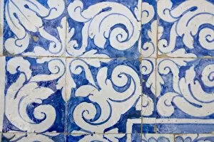 Azulejos Gallery: Medieval tilework Evora University