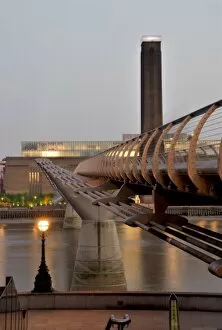 Galleries Gallery: Millennium Bridge and Tate Modern, London, England, United Kingdom, Europe