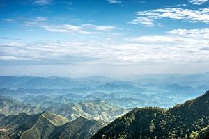Misty mountain chains as seen from Tian Mu Shan peak, Zhejiang, China, Asia Misty mountain chains as seen from Tian Mu Shan peak, Zhejiang, China, Asia