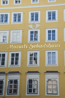 Mozarts Birthplace, now a museum, in Getreidegasse, Salzburg, Austria, Europe Mozarts Birthplace, now a museum, in Getreidegasse, Salzburg, Austria, Europe
