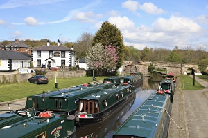 Narrow Boats, Pontcysyllte Canal, UNESCO World Heritage Site, Llangollen, Dee Valley, Denbighshire, North Wales, Wales Narrow Boats, Pontcysyllte Canal, UNESCO World Heritage Site, Llangollen, Dee Valley, Denbighshire, North Wales, Wales