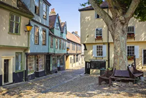Norwich Elm Hill, a historic cobbled lane in Norwich, Norfolk, East Anglia, England, United Kingdom, Europe Norwich Elm Hill, a historic cobbled lane in Norwich, Norfolk, East Anglia, England, United Kingdom, Europe