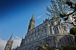 Images Dated 22nd June 2014: Notre-Dame du Rosaire Basilica, Lourdes, Hautes-Pyrenees, France, Europe