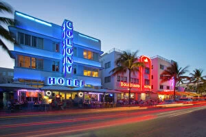 Streetscene Collection: Ocean Drive restaurants and Art Deco architecture at dusk, South Beach, Miami Beach