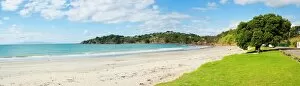Images Dated 29th April 2011: Oneroa Beach, Waiheke Island, Auckland, North Island, New Zealand, Pacific