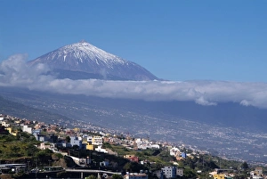 Orotava Valley and Pico del Teide, Tenerife, Canary Islands, Spain, Europe Orotava Valley and Pico del Teide, Tenerife, Canary Islands, Spain, Europe