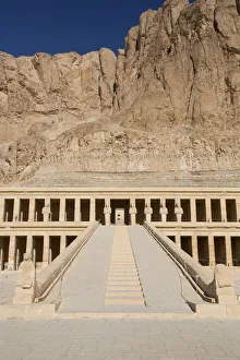 Overview, Hatshepsut Mortuary Temple (Deir el-Bahri), UNESCO World Heritage Site Overview, Hatshepsut Mortuary Temple (Deir el-Bahri), UNESCO World Heritage Site
