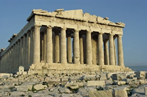 <b class=qtipBold><figcaption>The Parthenon</figcaption></b><br>The Parthenon, The Acropolis, UNESCO World Heritage Site, Athens, Greece, Europe<br><em>© Robert Harding 2008 - All Rights Reserved</em> The Parthenon
