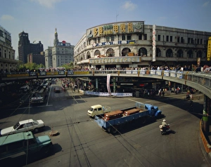Pedestrian overpass, Nanjing Road, Shanghai, China Pedestrian overpass, Nanjing Road, Shanghai, China