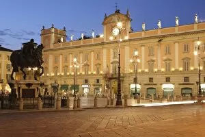 Piazza dei Cavalli, Piacenza, Emilia Romagna, Italy, Europe
