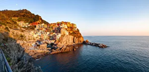 Picturesque village of Manarola in Cinque Terre, UNESCO World Heritage Site Picturesque village of Manarola in Cinque Terre, UNESCO World Heritage Site