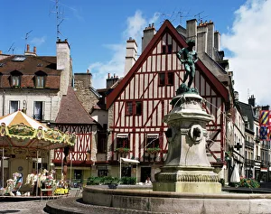 Place Francois Rude Bareuzai, Dijon, Bourgogne (Burgundy), France, Europe Place Francois Rude Bareuzai, Dijon, Bourgogne (Burgundy), France, Europe