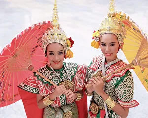 thai dance costumes