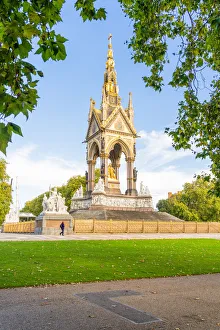 Prince Albert Memorial, Kensington Gardens, London, England, United Kingdom, Europe Prince Albert Memorial, Kensington Gardens, London, England, United Kingdom, Europe