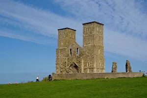 Images Dated 27th August 2007: Reculver Towers, Herne Bay, Kent, England, United Kingdom, Europe