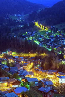 Hillside Gallery: Resort town of Morzine, Rhone Alps, Haute Savoie, France, Europe