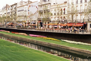 River Basse, Perpignan, Pyrenees-Orientale, Languedoc-Roussillon, France, Europe River Basse, Perpignan, Pyrenees-Orientale, Languedoc-Roussillon, France, Europe