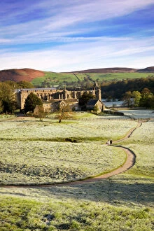 Ruins bolton priory bolton abbey frosty morning