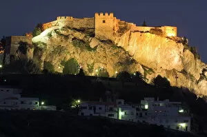 Salobrena castle at night
