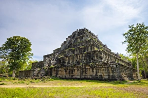 Seven-tiered pyramid Prasat Prang at Prasat Thom, Koh Ker temple ruins, Preah Vihear Province Seven-tiered pyramid Prasat Prang at Prasat Thom, Koh Ker temple ruins, Preah Vihear Province