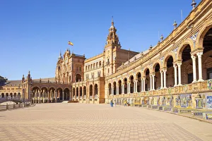 Seville Plaza de Espana with ceramic tiled alcoves and arches, Maria Luisa Park, Seville Seville Plaza de Espana with ceramic tiled alcoves and arches, Maria Luisa Park, Seville