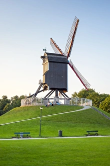 Vlaanderen Gallery: Sint-Janshuis Mill (Sint-Janshuismolen) windmill in the Kruisvest park, Bruges (Brugge)