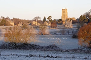 St. James Church and town on frosty morning, Chipping Campden, Cotswolds, Gloucestershire St. James Church and town on frosty morning, Chipping Campden, Cotswolds, Gloucestershire