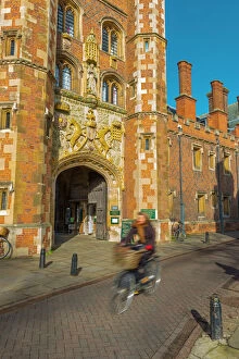 Streetscene Collection: St. Johns College Gate, Camrbridge University, Cambridge, Cambridgeshire, England