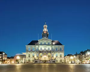 Images Dated 9th September 2016: Stadhuis city hall on Markt square at dusk, Mstricht, Limburg, Netherlands, Europe