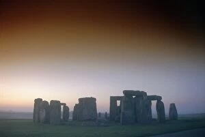 Images Dated 29th July 2008: Standing stone circle at sunrise, Stonehenge, Wiltshire, England, UK, Europe