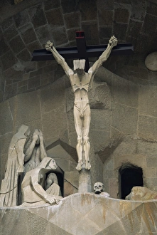 Statue of Christ at the entrance to Sagrada Familia Statue of Christ at the entrance to Sagrada Familia