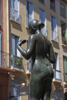 Statue, Perpignan, Pyrenees-Orientales, Languedoc-Roussillon, France, Europe Statue, Perpignan, Pyrenees-Orientales, Languedoc-Roussillon, France, Europe