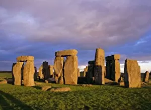 Ancient Civilisation Gallery: Stonehenge, Wiltshire, England, UK