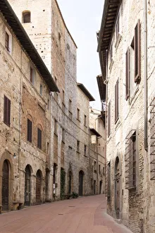A street in San Gimignano, UNESCO World Heritage Site, Tuscany, Italy, Europe A street in San Gimignano, UNESCO World Heritage Site, Tuscany, Italy, Europe