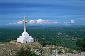 Summit of the Hill of the Cross, Krizevac, Medjugorje, Bosnia Herzegovina, Europe Summit of the Hill of the Cross, Krizevac, Medjugorje, Bosnia Herzegovina, Europe