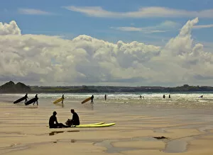 Life Style Gallery: Surfers with boards on Perranporth beach, Cornwall, England