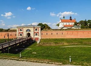 Szczebrzeszyn Gate and Cathedral, Old Town, UNESCO World Heritage Site, Zamosc, Lublin Voivodeship Szczebrzeszyn Gate and Cathedral, Old Town, UNESCO World Heritage Site, Zamosc, Lublin Voivodeship
