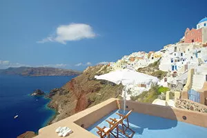 Images Dated 2nd September 2008: Terrace in Oia, Santorini, Cyclades, Greek Islands, Greece, Europe