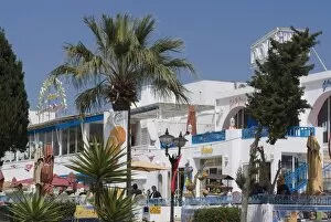 Related Images Collection: Town centre, Hammamet, Tunisia, North Africa, Africa