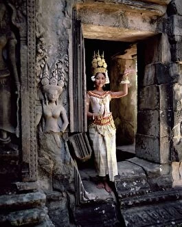 Ruin Gallery: Traditional Cambodian apsara dancer, temples of Angkor Wat, UNESCO World Heritage Site