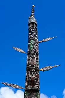 Images Dated 7th September 2008: Traditional wood carving in Noumea, New Caledonia, Melanesia, South Pacific, Pacific