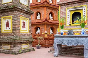 6th Century Gallery: Tran Quoc Pagoda (Chua Tran Quoc), Tay Ho District, Hanoi, Vietnam, Indochina, Southeast Asia