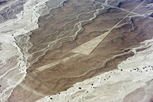Trapezoids, Lines and Geoglyphs of Nasca, UNESCO World Heritage Site, Peru, South America Trapezoids, Lines and Geoglyphs of Nasca, UNESCO World Heritage Site, Peru, South America
