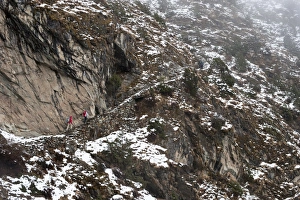 Trekkers make their way along an alternative route via Photse to Everest Base Camp Trekkers make their way along an alternative route via Photse to Everest Base Camp