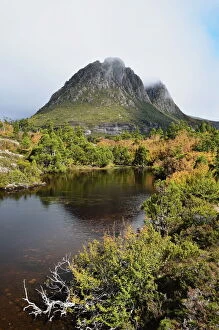 Images Dated 19th April 2011: Twisted Lakes and Little Horn, Cradle Mountain-Lake St. Clair National Park