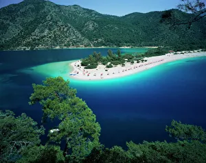 Eurasia Gallery: View of the Blue Lagoon