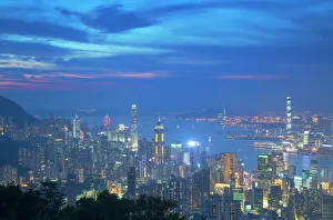 Chinese Gallery: View of Hong Kong from Jardines Lookout at sunset, Hong Kong, China, Asia